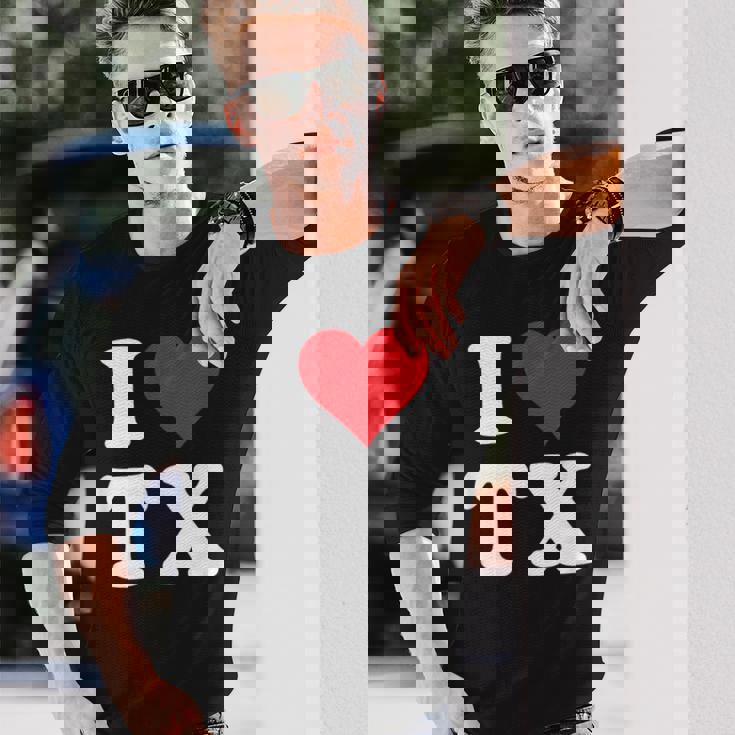 I Love Tx Initials I Heart TX First Last NameX 長袖Tシャツ 彼への贈り物
