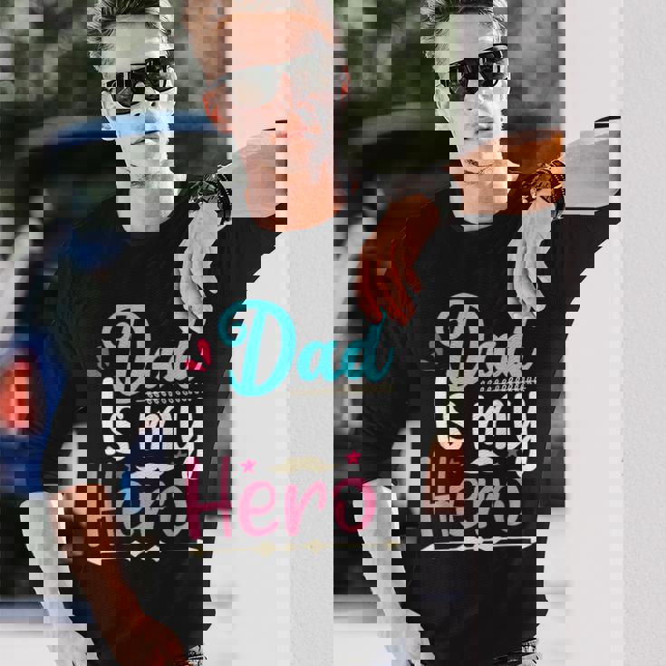 My Dad Is My Hero ギフト 父の日 クール キッズ シャツ メンズ レディース 長袖Tシャツ 彼への贈り物