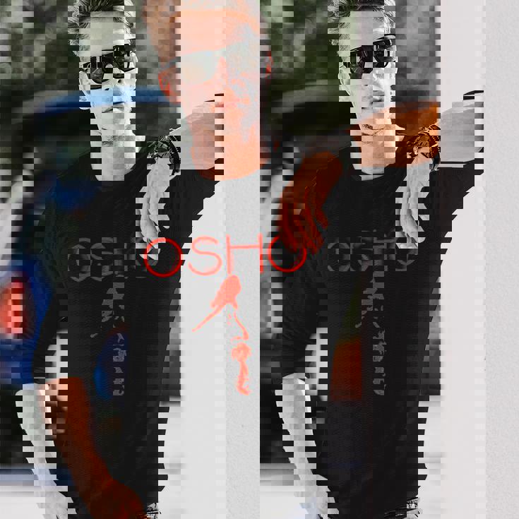 Osho Bhagwan 長袖Tシャツ 彼への贈り物