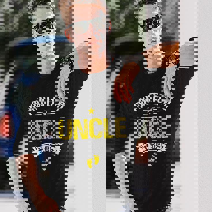 メンズ Promoted To Uncle Est 2027Oon To Be Dad 長袖Tシャツ 彼への贈り物