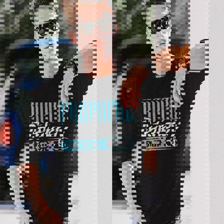 Propofol Delivery Mode On 麻酔科医 長袖Tシャツ 彼への贈り物