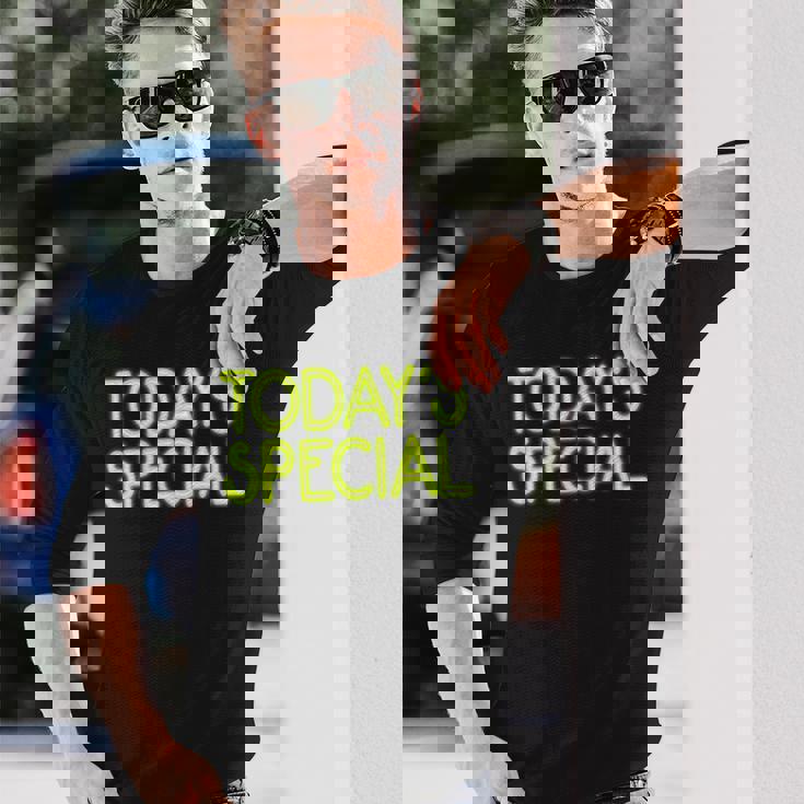 Trendy Neon Greenign Today'special 長袖Tシャツ 彼への贈り物