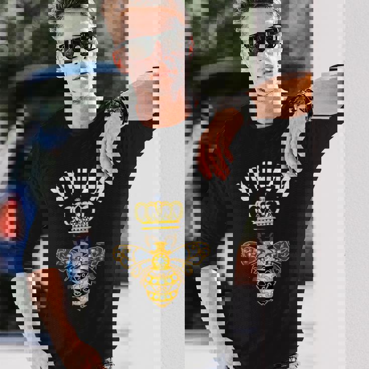 Vivian 名前ivian 誕生日 ギフト 女王 王冠 蜂 ヴィヴィアン 長袖Tシャツ 彼への贈り物