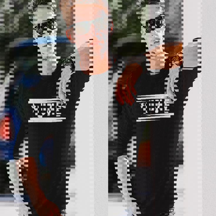 「Yume」ヘボン式「ゆめ」「ユメ」下の名前 ローマ字 名入れ 名乗り ラテン文字 綴り 長袖Tシャツ 彼への贈り物