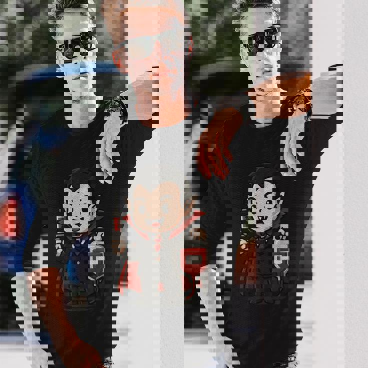 かわいい吸血鬼 Phlebotomy ジョーク 血液描画 看護師 静脈内科医 長袖Tシャツ 彼への贈り物