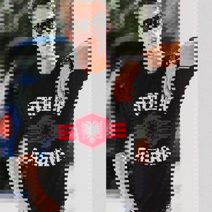アルバニア アルバニア国旗 長袖tシャツ 長袖Tシャツ 彼への贈り物