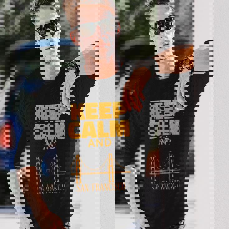 アーキテクチャ サンフランシスコ オーナメント ブリッジ かわいいサンフランシスコ 長袖Tシャツ 彼への贈り物