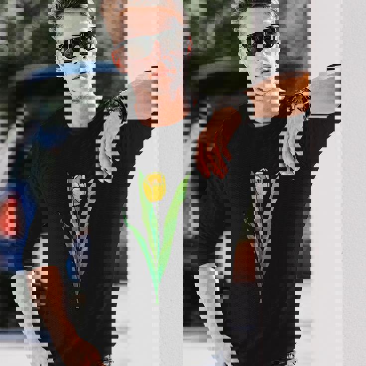 イエローチューリップ 長袖Tシャツ 彼への贈り物