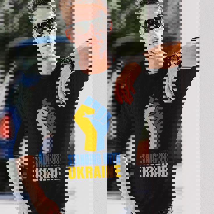ウクライナを支援 ウクライナと共に立つ 長袖tシャツ 長袖Tシャツ 彼への贈り物