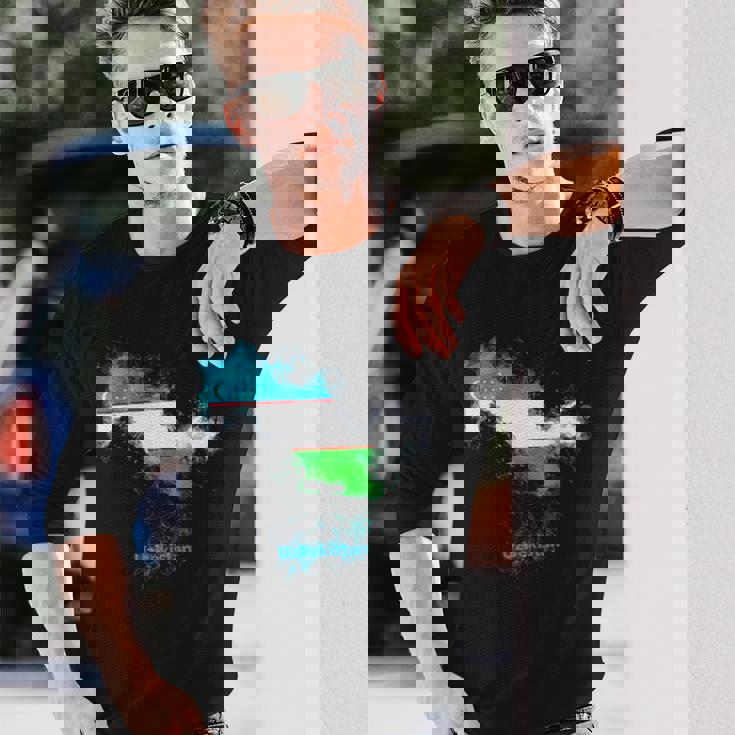 ウズベキスタン 国旗 地図 ウズベク ウズベキスタン 長袖Tシャツ 彼への贈り物