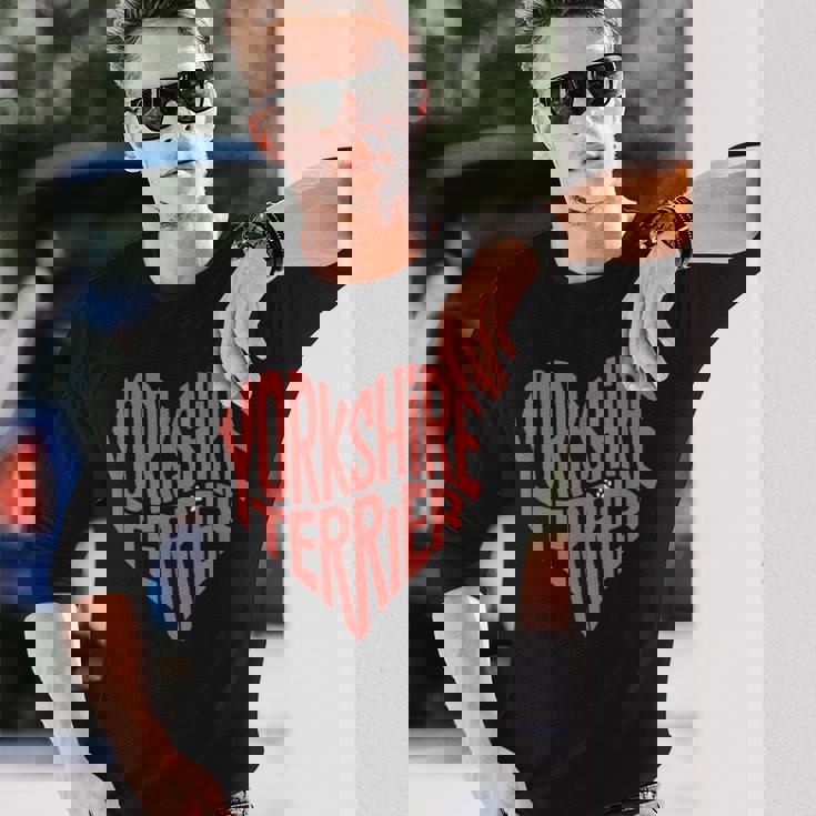 クリエイティブ・ヨークシャー・テリア ラブ・ヨークシャー・テリア・ハート 長袖Tシャツ 彼への贈り物