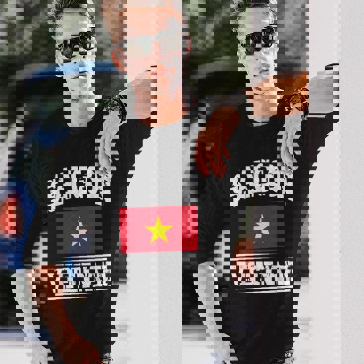 サイゴン ベトナム ホーチミン市 お土産 ベトナム国旗 長袖Tシャツ 彼への贈り物