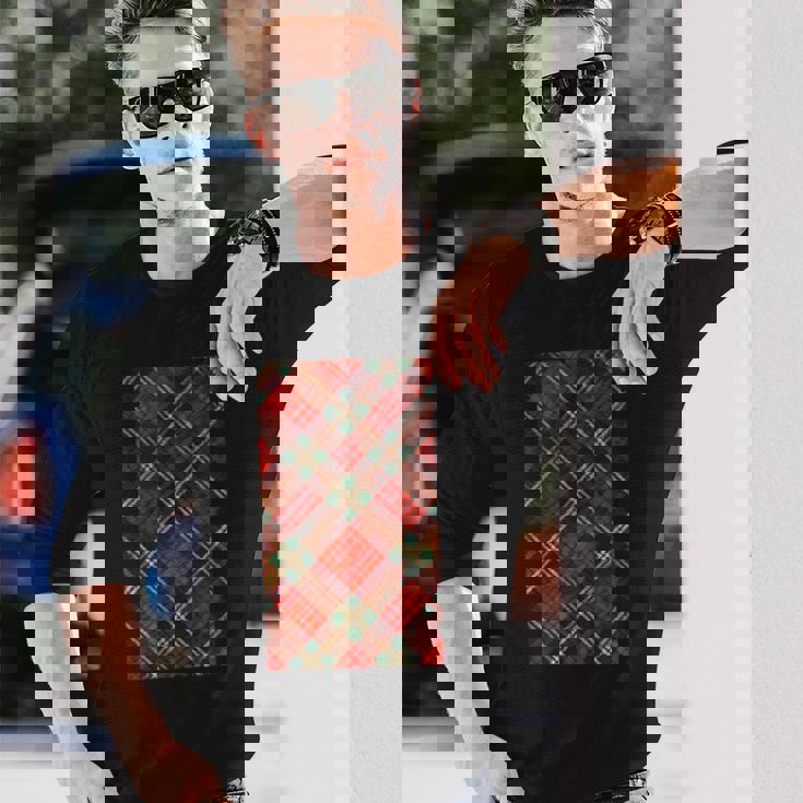 スコットランドのタータンチェック柄。 長袖Tシャツ 彼への贈り物