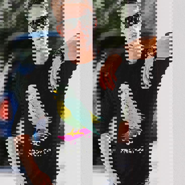 セキセイインコ インコ 鳥 スケートボード かわいい イラスト 手書き セキセイインコ好き 鳥好き おもしろ 長袖Tシャツ 彼への贈り物