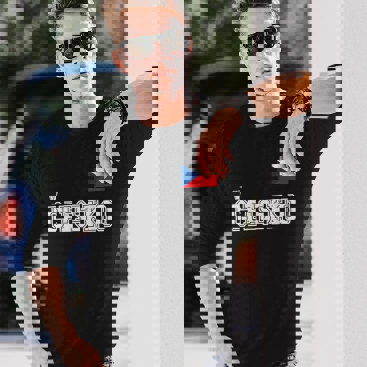 チェコ共和国 胸に Cesko 旗国旗 長袖Tシャツ 彼への贈り物