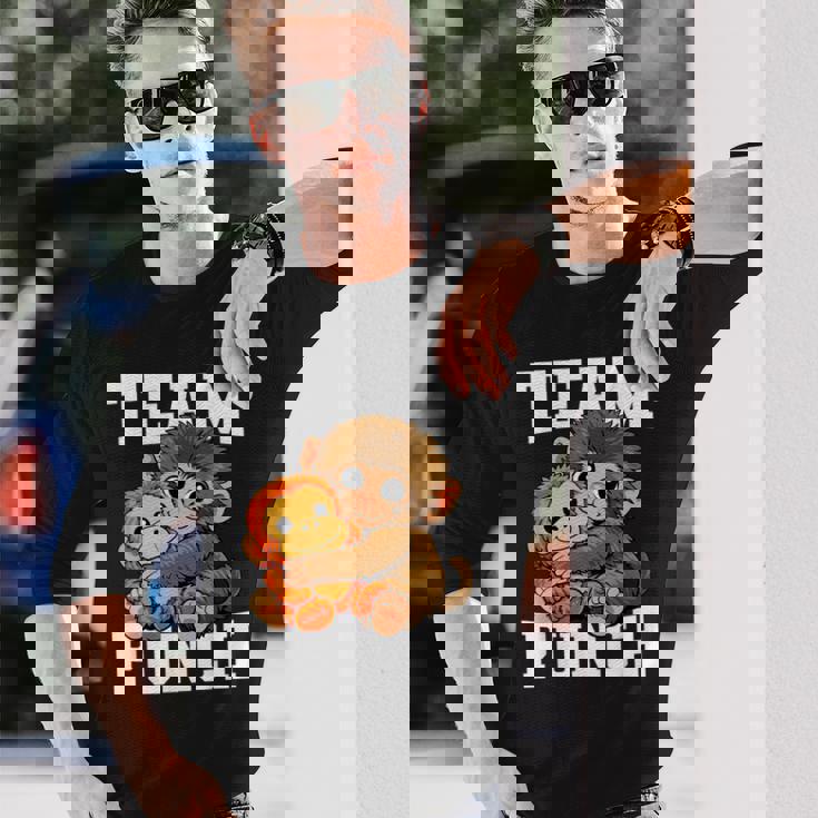 チームパンチ 放棄された猿 パンチくん ベイビーマカク 長袖Tシャツ 彼への贈り物