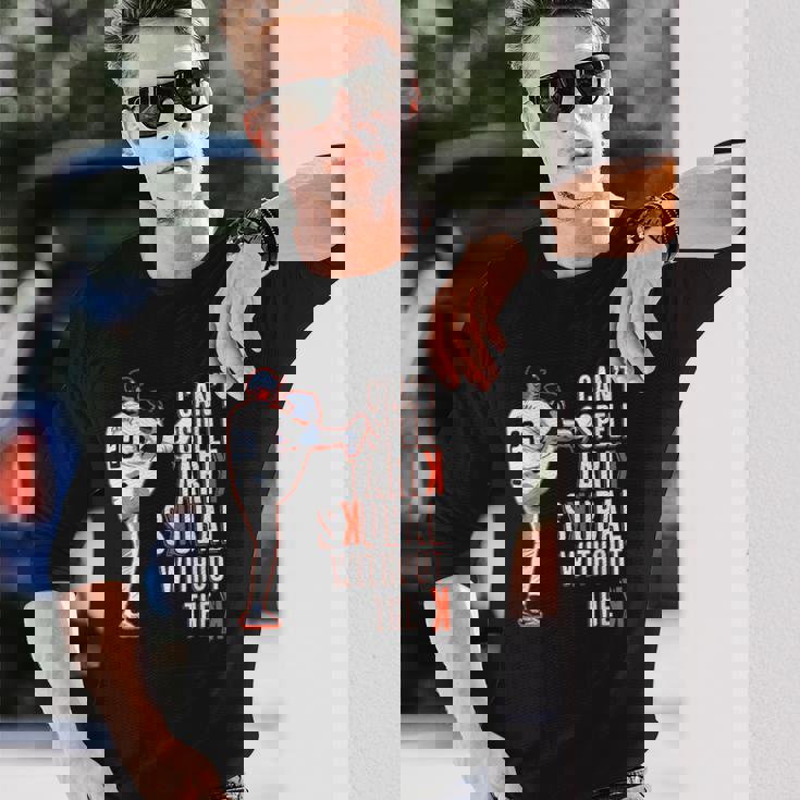 デトロイト・タリック・スクーバル-Kなしではスクーバルは綴れない 長袖Tシャツ 彼への贈り物