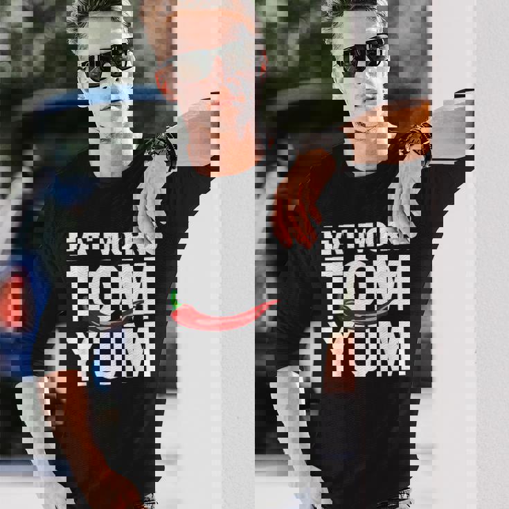 トムヤムクン スパイシーなタイ料理をもっと食べる 唐辛子 タイ 東南アジア プーケット ギフト バンコク お土産 長袖Tシャツ 彼への贈り物