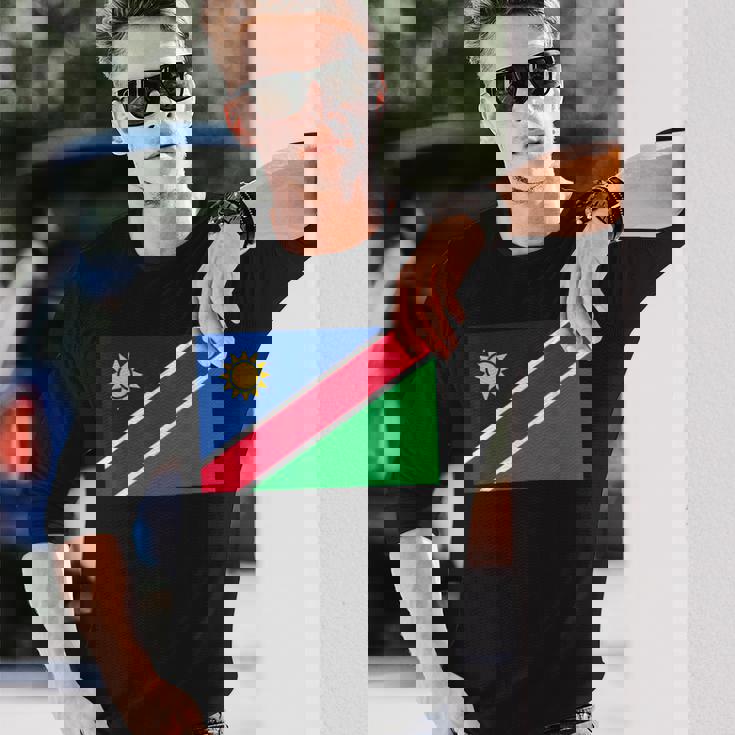 ナミビアの国旗 長袖Tシャツ 彼への贈り物