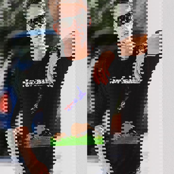 ニュージーランドのお土産キウイバードウォッチングニュージーランド地図 長袖tシャツ 長袖Tシャツ 彼への贈り物