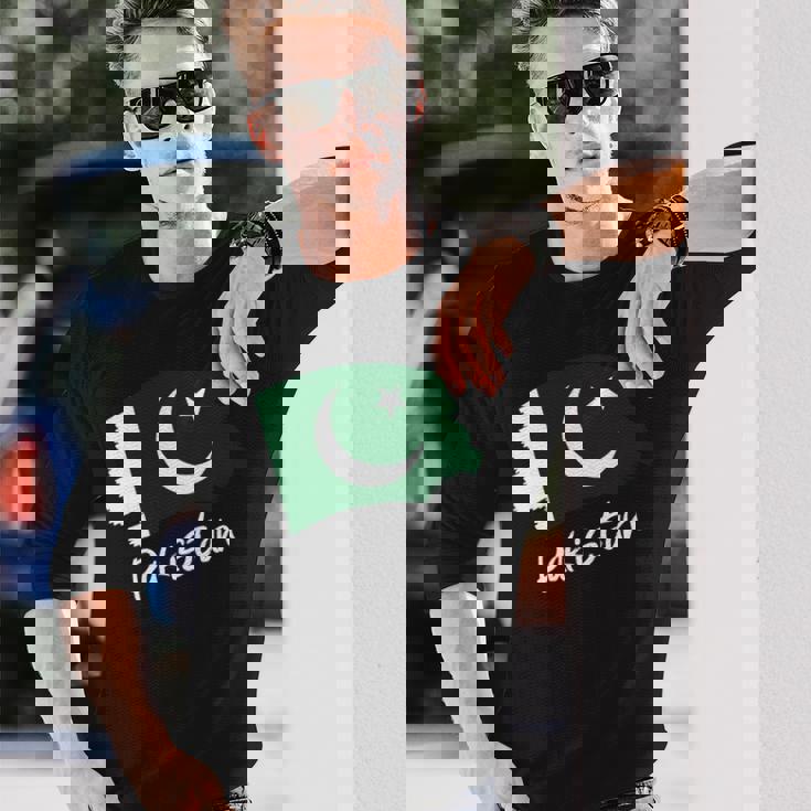 パキスタンの旗パキスタン 長袖tシャツ 長袖Tシャツ 彼への贈り物