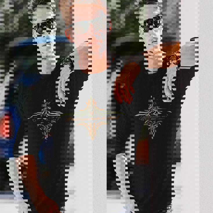 ピンストライプで涼しく。 長袖Tシャツ 彼への贈り物