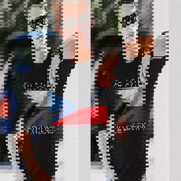 プラハtシャツ 素敵なチェコ共和国の国旗 お土産 長袖Tシャツ 彼への贈り物