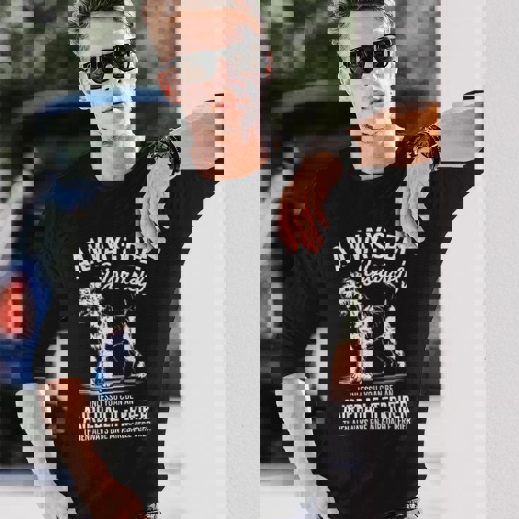 ベイ・アン・エアデール・テリア、ファニー・エアデール・テリア 長袖Tシャツ 彼への贈り物