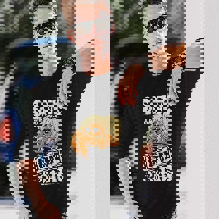 ヤドカリを救う 長袖Tシャツ 彼への贈り物