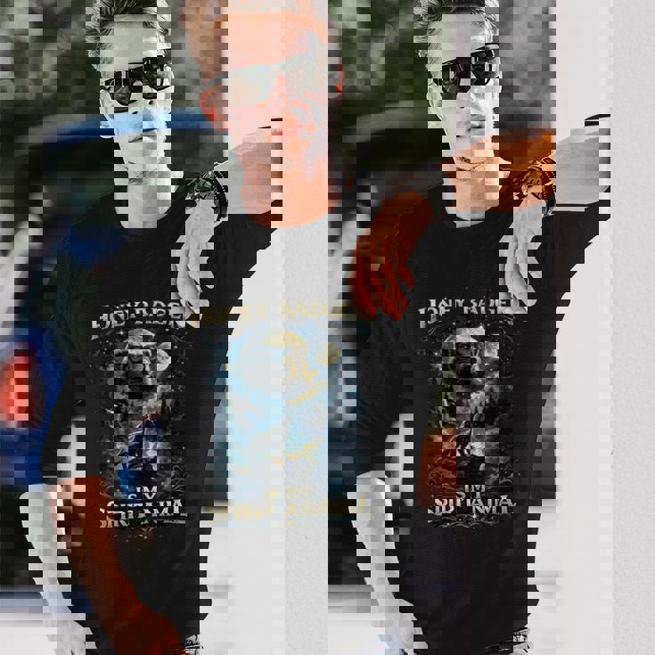 ラーテルは私のスピリットアニマルです 野生動物愛好家 長袖Tシャツ 彼への贈り物