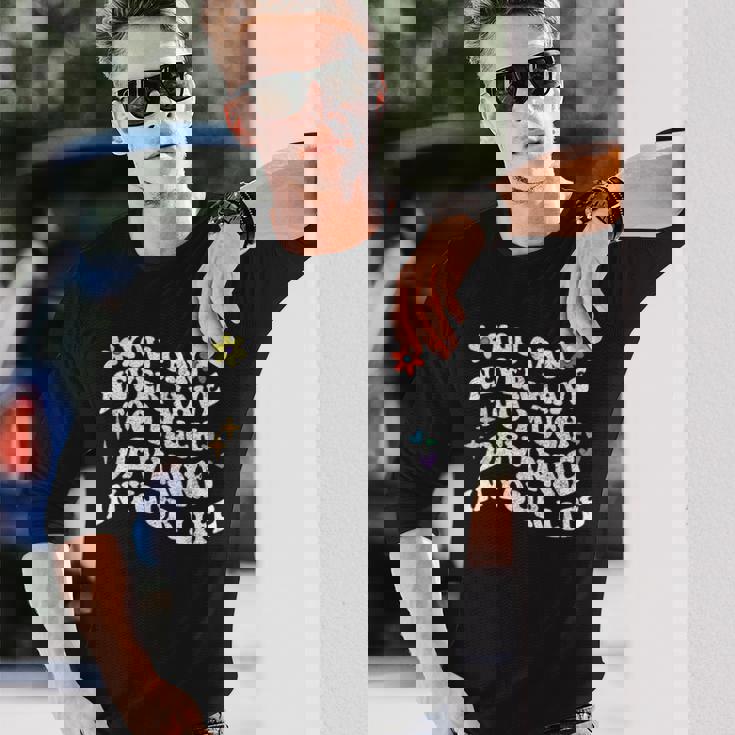 レトログルーヴィーなあなたは、決してあなたの中にあまりにも多くのデヴィンを持つことはできません 長袖Tシャツ 彼への贈り物