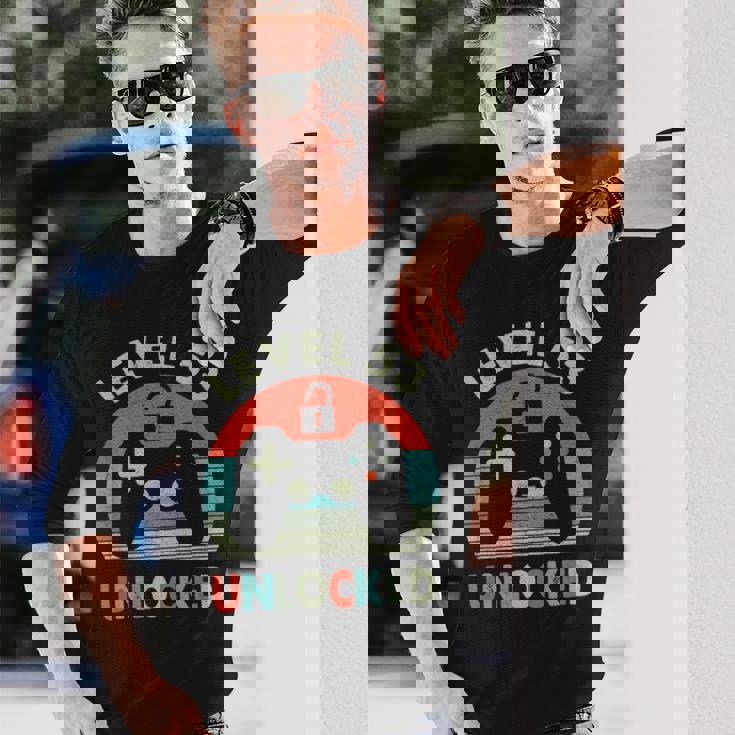 レベル53アンロック レトロヴィンテージゲーム53歳の誕生日ゲーマー 長袖Tシャツ 彼への贈り物