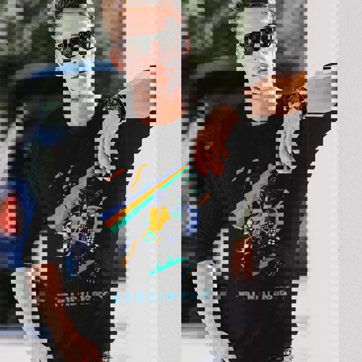 ワシリー・カンディンスキー抽象アートスモールワールドiv 長袖Tシャツ 彼への贈り物