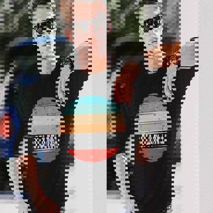 ンジャメナ・チャドの旅 長袖Tシャツ 彼への贈り物