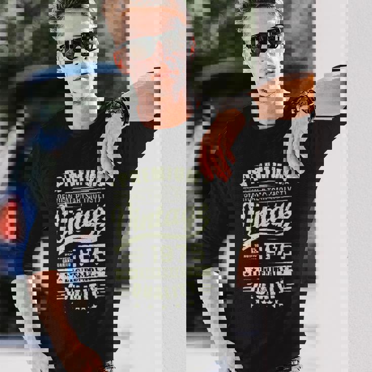 ヴィンテージ 1975 男性用 レトロ 面白い 1975 誕生日 長袖Tシャツ 彼への贈り物