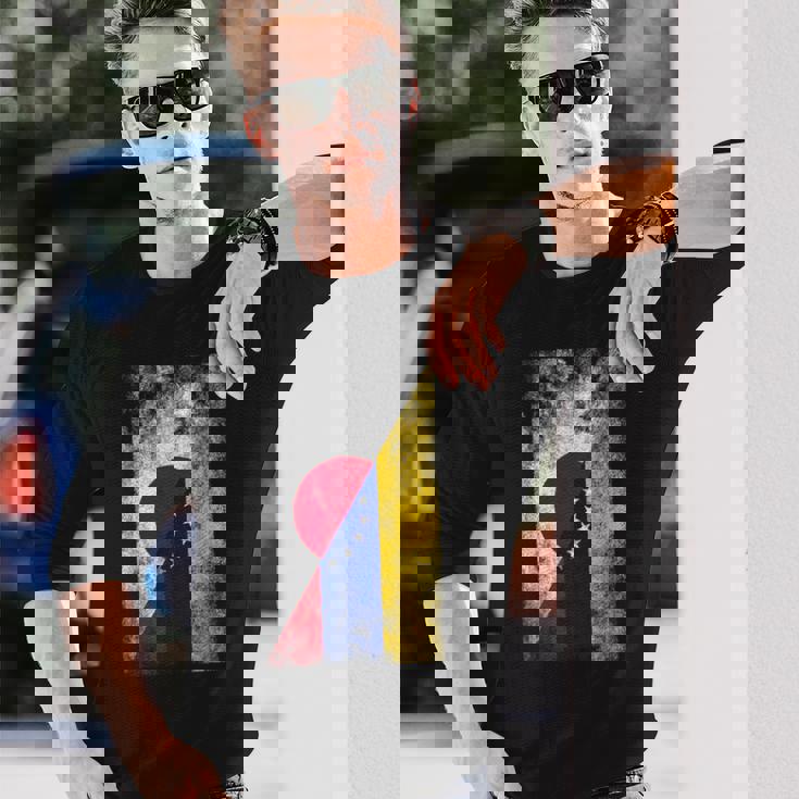 日本ベネズエラ国旗 日本のベネズエラ。 長袖Tシャツ 彼への贈り物