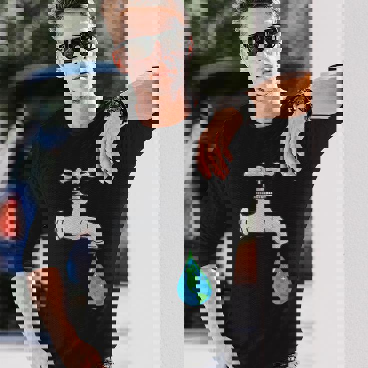 水道蛇口漏れ 長袖Tシャツ 彼への贈り物