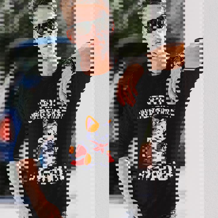 猫に言わせると、Don't Underestimate My Pawer Pun Cat（私の肉球を甘く見ないで）。 長袖Tシャツ 彼への贈り物