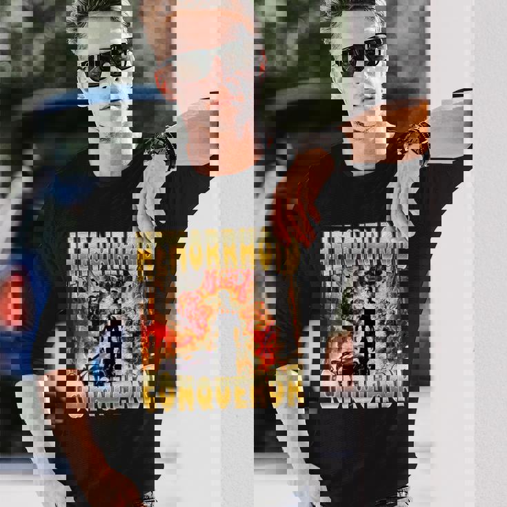 痔 征服者 ジョーク 攻勢 奇妙 面白い ミーム クリンジ 長袖Tシャツ 彼への贈り物