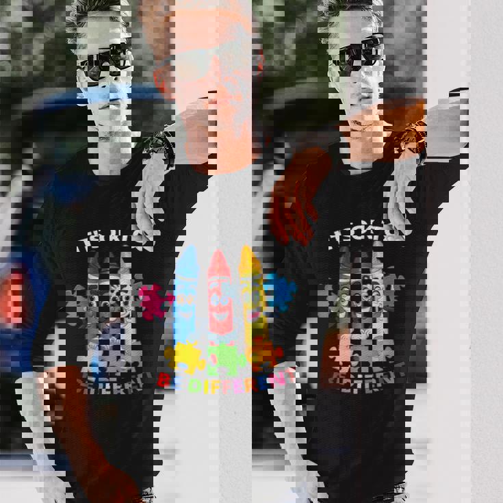 自閉症の認識 違ってもいい 自閉症の青 長袖Tシャツ 彼への贈り物