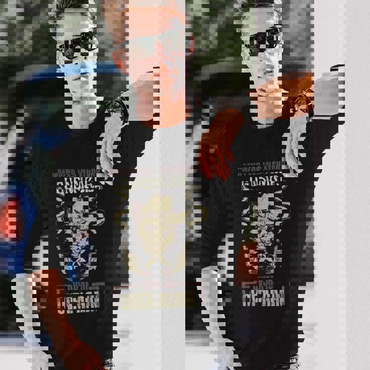 面白い幸せはガンスモークを何度も見ていることです 長袖Tシャツ 彼への贈り物