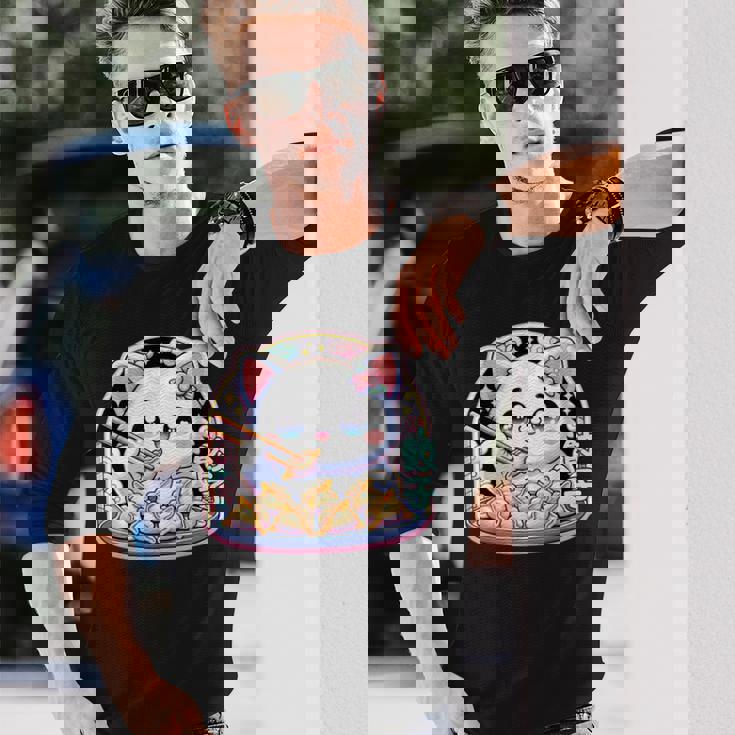 餃子、餃子を食べるカワイイ猫、餃子 長袖Tシャツ 彼への贈り物