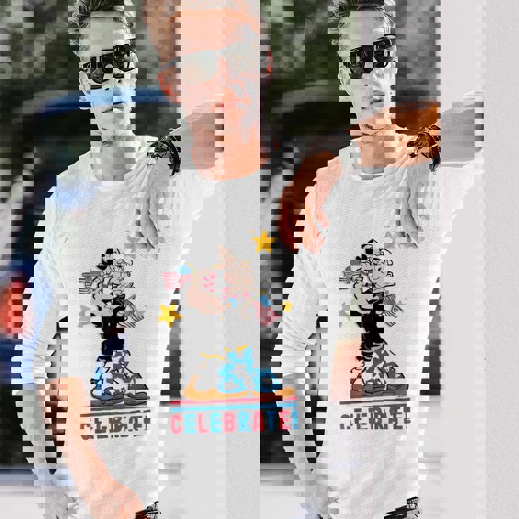 7月4日 「ポパイとオリーブオイルの愛国心」 彼と彼女 長袖Tシャツ 彼への贈り物