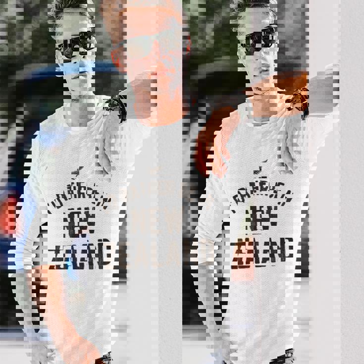 I'd Rather Be In New Zealand Nz Fern Kiwi ギフト 長袖Tシャツ 彼への贈り物