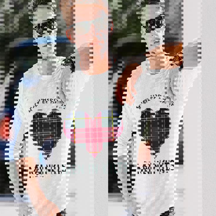 I'm Only Here For The In Kilts タータンチェック ハート 長袖Tシャツ 彼への贈り物