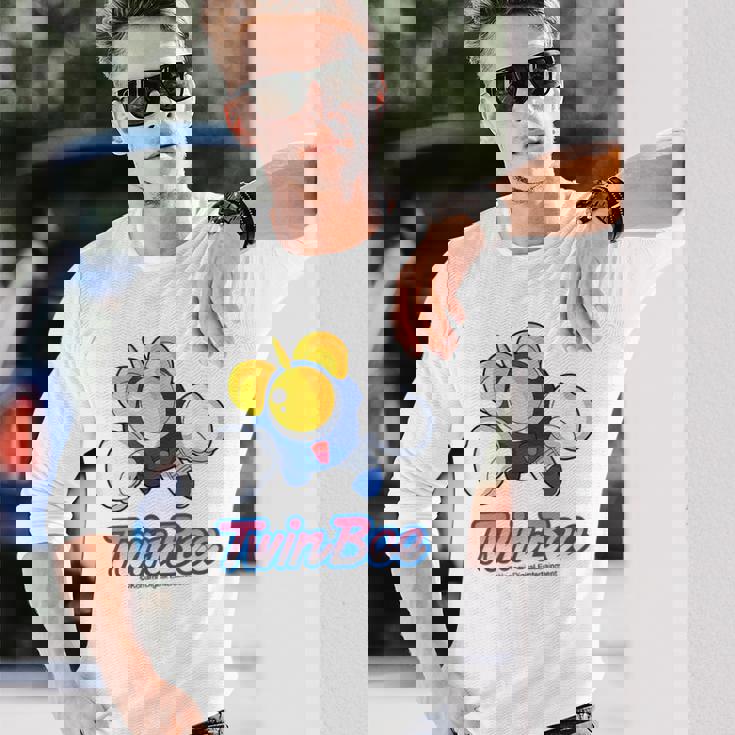 「ツインビー」ツインビー（D） 長袖Tシャツ 彼への贈り物