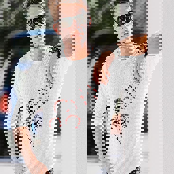 てんとう虫愛好家のためのフラワータンポポてんとう虫シャツ 長袖Tシャツ 彼への贈り物