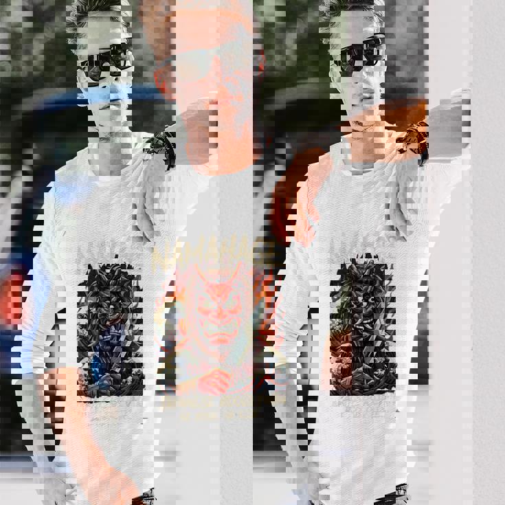 なまはげ 日本のブギーマン 、民話 妖怪 鬼 デーモン 波のアート 長袖Tシャツ 彼への贈り物