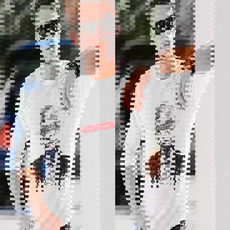 カルト指導者 反トランプ 反大統領 ドナルド・トランプ 長袖Tシャツ 彼への贈り物