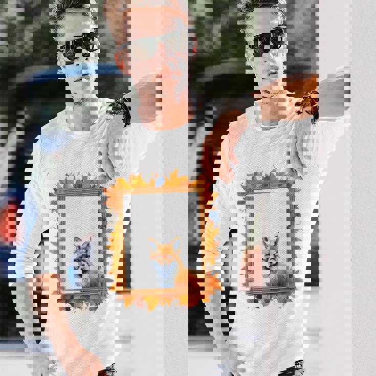 キツネ アニマル柄 モチーフ 紅葉 イラスト 自然 狐 長袖Tシャツ 彼への贈り物